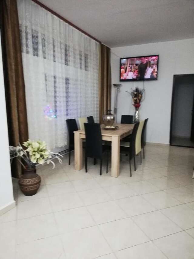 Виллы Zamora Green House Буштени-4